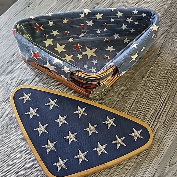 Longaberger 2009 Inaugural Basket - Picture 6 of 9